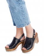 Sandalo donna con tacco colore nero